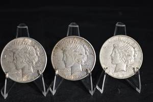 lot 13 image: 1922, 1923, 1924 Peace Dollars