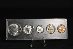 lot 77 image: 1964 U.S Mint Set