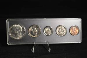 lot 91 image: 1967 U.S Mint set