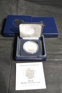 lot 108 image: Morgan Dollar 2024 - Philadelphia Mint - Uncirculated 99.9% Silver $1 Coin