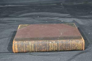 lot 192 image: I.C.S. Reference Library Leather-Bound Antique Textbook - Single Volume
