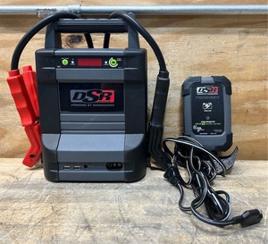lot 32 image: DSR ProSeries Jump Starter Battery Charger, 12 Volt, 650 Amps, Model# DSR128