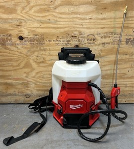 lot 39 image: Milwaukee M18  SWITCH TANK , M18 4-Gallon Backpack Sprayer w SWITCH TANK, Tank Size 4 Gal, Flow 0.52 GPM, Pressure 140 PSI, Model# 3019-20PS