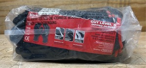 lot 70 image: Milwaukee Cut Level 5 Dipped Gloves M