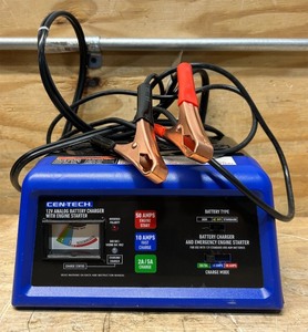lot 71 image: Cen-Tech 12V Analog Battery Charger