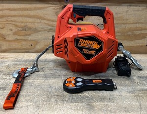 lot 93 image: Rhino Pull 1000 Portable Electric Winch