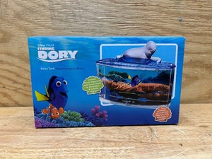 lot 147 image: Penn-Plax Finding Dory Betta Tank Kit