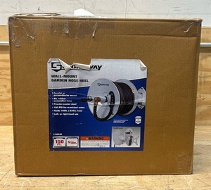 lot 192 image: Strongway Wall-Mount Garden Hose Reel