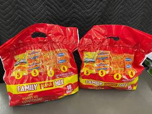 lot 218 image: Cart - Diana Mix Family 18-Bag Classic Mix - 2 Pack