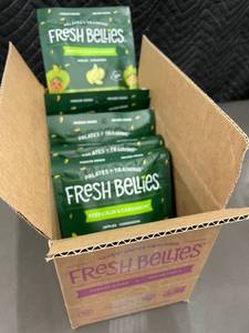 lot 220 image: IL 2 - Fresh Bellies Palates in Training Keep Calm & Cardamom Apples & Cardamom 6-ct 21g Pouches