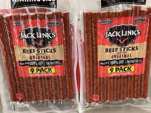 lot 436 image: WA 3 - Jack Links Original Beef Sticks 9-Pack (2 ct) - Best By Jan 2026
