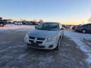 lot 14 image: 2006 Dodge Stratus