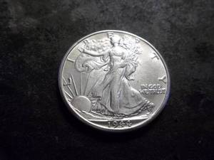 lot 29 image: 1944 D Walking Liberty Half Dollar From A BU Roll