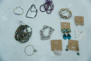 lot 32 image: Jewelry Lot Fashion Jewelry Bracelets and Earrings