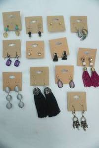 lot 56 image: Jewelry Lot Fashion Jewelry Pierced Earrings