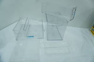 lot 88 image: Clear Poly Organizer Bins. (some labeled fridge & freezer organizers)