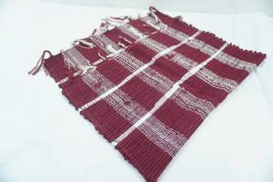 lot 105 image: NEW Maroon & White Woven Rug 33x24