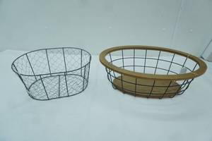 lot 138 image: Chicken wire basket, Decorative basket metal , wood