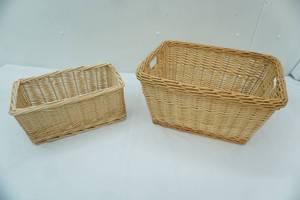 lot 139 image: Rectangle straw Baskets (2)