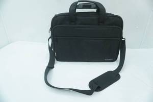 lot 171 image: Ytonet Briefcase, Laptop Bag. In good condition. with shoulder strap