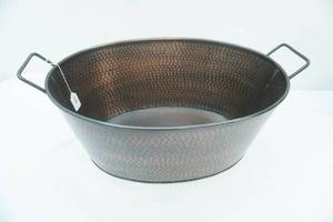 lot 246 image: NEW Hammered Copper-Finish Metal Tub