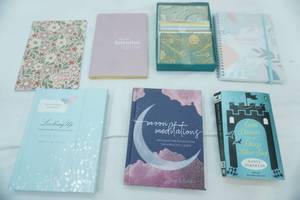 lot 250 image: Planners, Cards & Envelopes, Notebook and Books