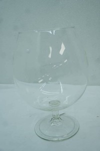 lot 282 image: Large Clear Glass Brandy Snifter Vase