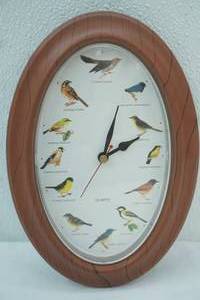 lot 361 image: 10x 7 Oval Sing Bird Clock