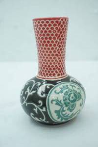 lot 364 image: Red and Black Textured Ceramic Bud Vase. Boho Style