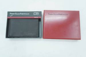 lot 377 image: NEW Perry Ellis Brown Leather Wallet