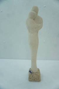 lot 396 image: 16 tall Couple Hugging Sculpture