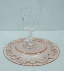 lot 411 image: Vintage Pink Anchor Hocking Plate, Clear Glass goblet (have been attached)