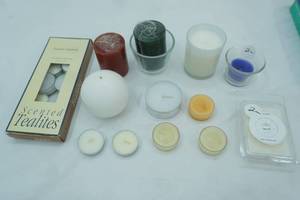 lot 436 image: NEW Candles & Wax Melts