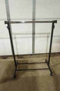 lot 483 image: Adjustable Rolling Garment Rack