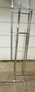 lot 491 image: Chrome 4-Way Adjustable Clothing Rack with straight arms