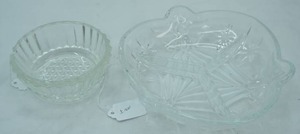 lot 513 image: Vintage Anchor Hocking Candy Dish, Angels of Peace Divided Relish Tray
