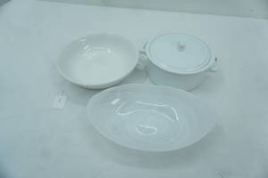 lot 516 image: White Swirled Glass Candy Dish, White Glazed Ceramic Bowl and Microwave Safe Casserole Dish