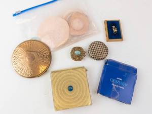 lot 450A image: Avon Odyssey Beauty Mirror - Vintage Powder Compacts & Jewelry Accessories