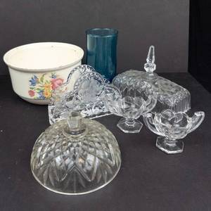 lot 460 image: Glassware Collection Diamond-Pattern Lidded Candy Dish Cover, Flower Bowls, Rectangular Pattern Box Lid