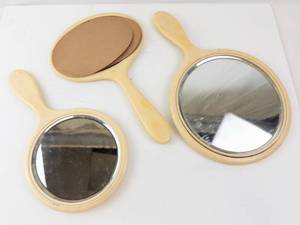 lot 472 image: Beige Round Handheld Vanity Mirrors (Lot of 3)