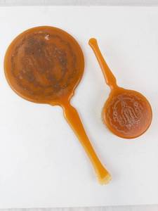 lot 473 image: Orange Plastic Vanity Mirror & Brush Set - 2-Piece