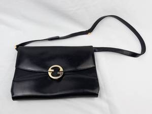 Gucci Black Leather Crossbody Bag - Gold Circle Logo Buckle ***Estimated Replacement Value $550***