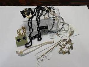 lot 1 image: NECKLACES AND EARINGS