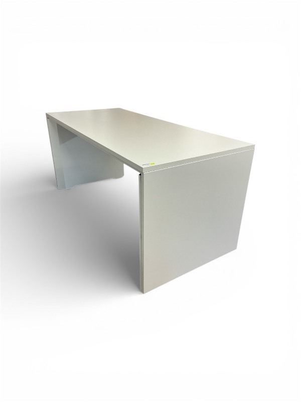 lot 46 image: 7ftx3ftx3ft Conference Table