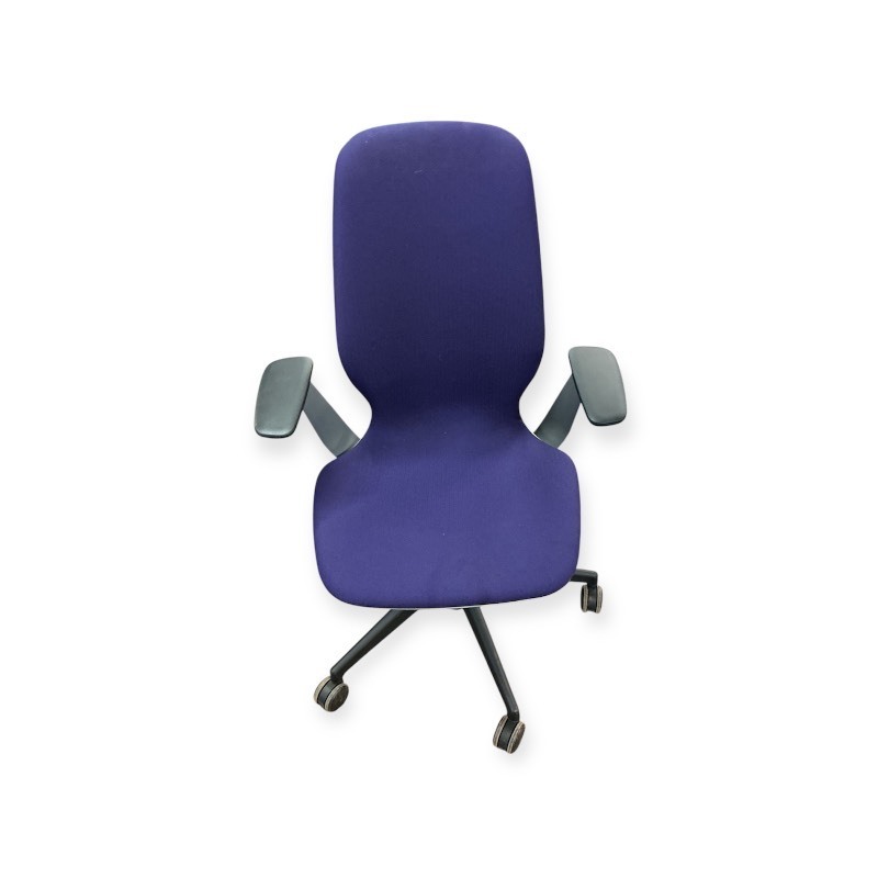 lot 48 image: Steelcase SilQ Task Chair Purple Retails new for over $899