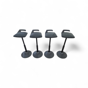 lot 18 image: 4 Aeris Muvman Ergonomic Sit Stand Stool