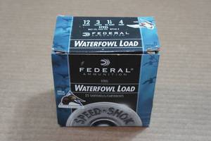 lot 204 image: 25 Federal Speed Shok 12 Gauge 3 Steel 4 Shot Waterfowl Shotshells