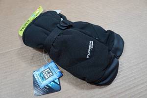 lot 41 image: Clam Ice Armor Youth Waterproof Mitts - Large