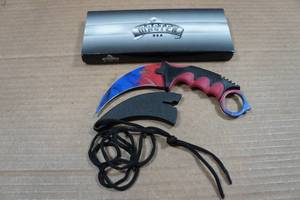 lot 46 image: Karambit Tiger Claw Neck Knife