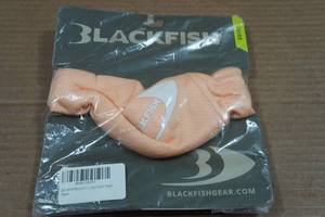 lot 71 image: Blackfish Guide UPFCooling Womens Gaiter